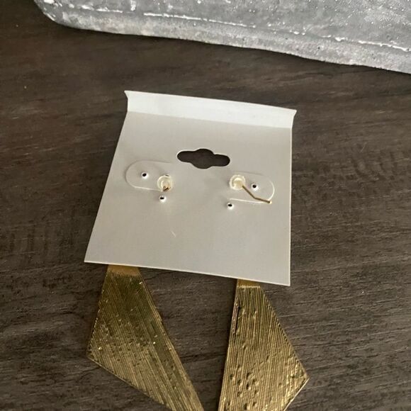 New women’s‎ retro style red and pink dangle earrings - Picture 3 of 4